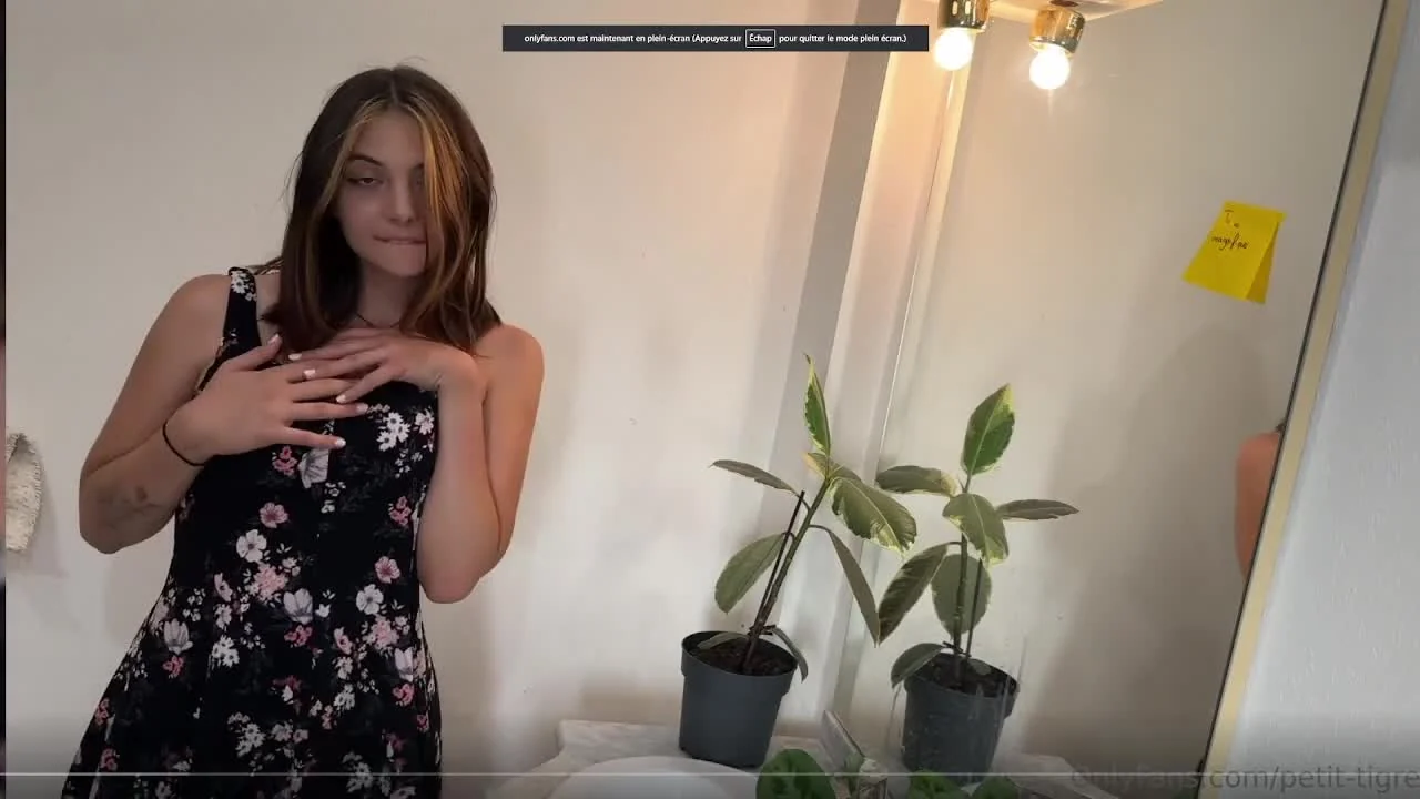 Petit Tigre Nude Video Leaks #10